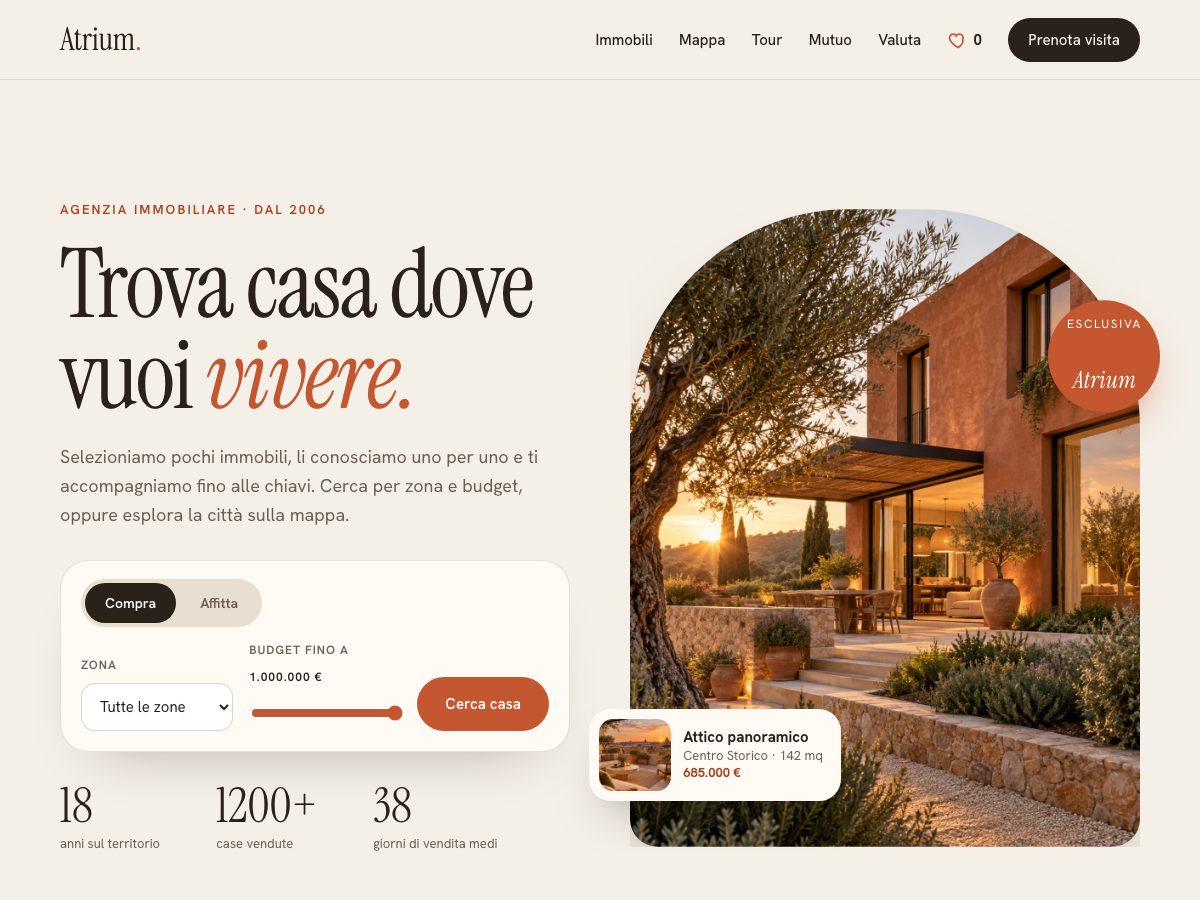 Anteprima del concept Atrium Immobiliare: sito per agenzia immobiliare in toni crema e terracotta con una villa al tramonto.